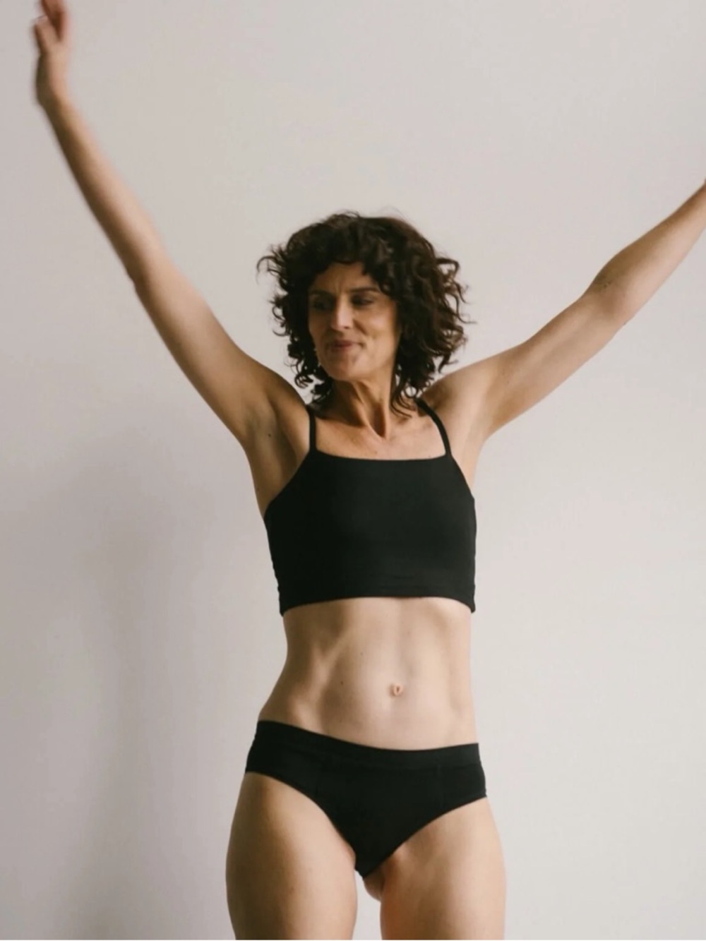 NWT Huha Tata Crop Cami in Black Mineral Tencel Size L